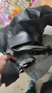 出售PVC皮革，工厂下来的，做电动车坐垫和靠背的边料，现货40-50多吨