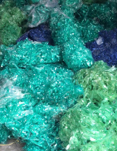 大量求购脏杂乱pvc膜，带胶pvc蓝膜，带胶PVC蓝膜晶圆