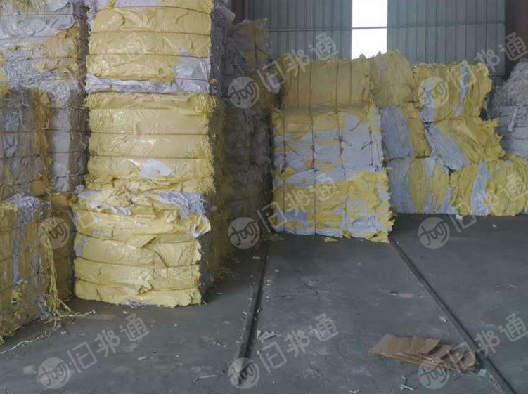 长期出售pe黄白淋膜纸废料