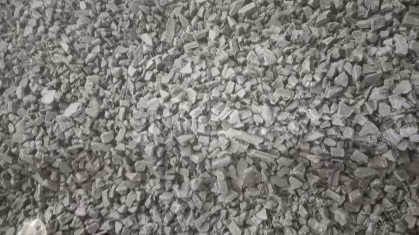 出售黑色水果筐破碎料，现货几十吨