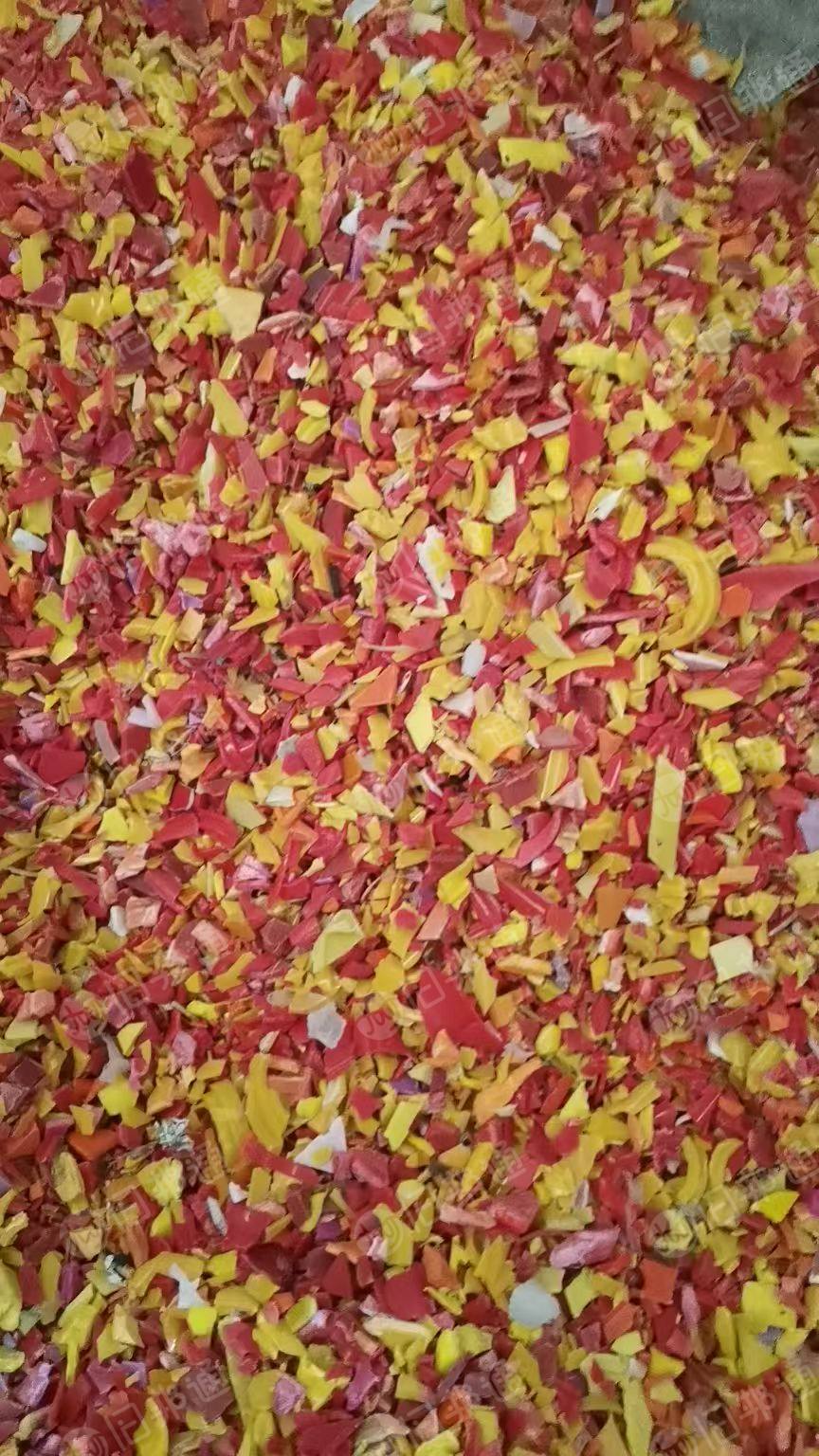 长期求购各种红色pp破碎料，pp水果筐破碎料， 白色透明红色都可以
