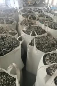 长期出售油箱破碎料