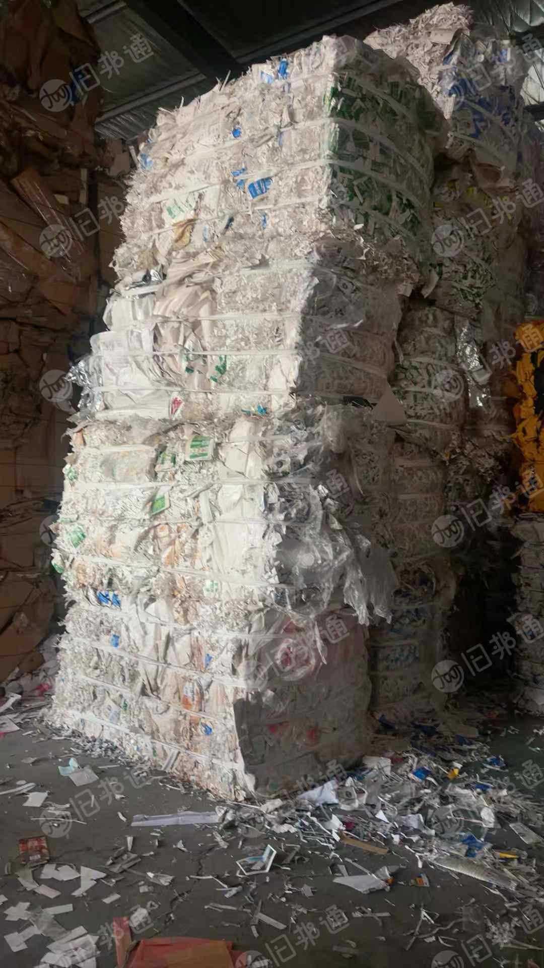 出售利乐包牛奶盒压包料