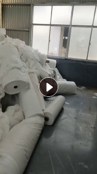 无纺布卷材料9吨左右便宜出售