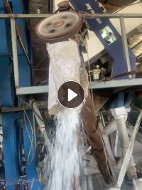 纯尿素桶破碎料，过色选机清洗甩干，常年出售