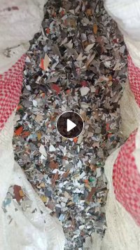 PVC墙纸破碎长期出售