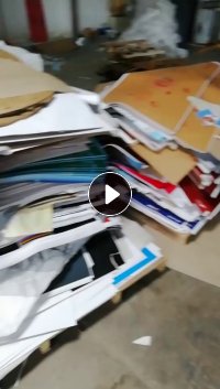 印刷厂处理印刷过的胶版纸,印刷纸