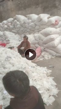 出售软质PVC手套粉碎料，长期供货