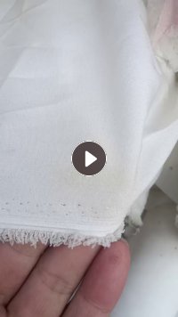 白色尾弹春亚纺9吨低价出售