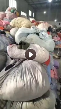 擦机布碎料干料，9.6米一车16吨左右出售