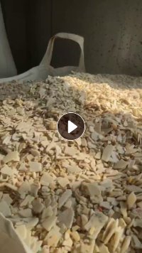 ABS退漆摩托车外壳破碎料长期出售,月供100多吨
