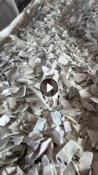 带字涂料桶破碎料，长期出售