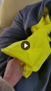 染厂下来的涤纶废布料，有的带点薄浆，大量出售