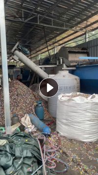 本厂大量出售杂花乙破碎料，清洗甩干，月供上千吨 