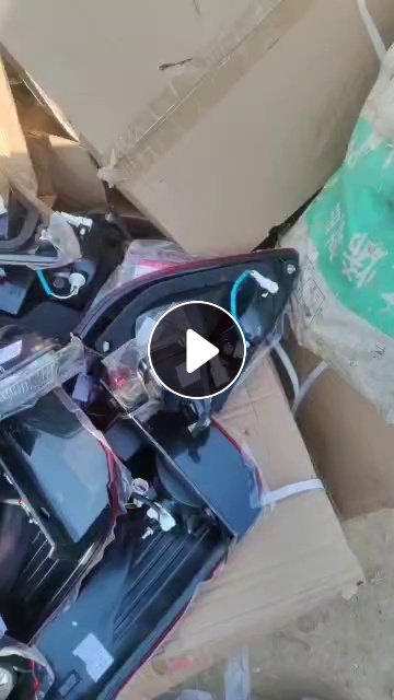大量收购汽车报废车灯尾灯仪表盘，下线灯