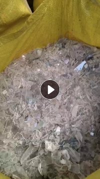 冰箱抽屉破碎料和板材一起破，每月五六十吨出售