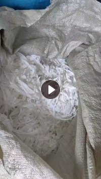 白缝碎，白色碎布，服装厂裁床下脚料，碎布料，白片等，长期出售