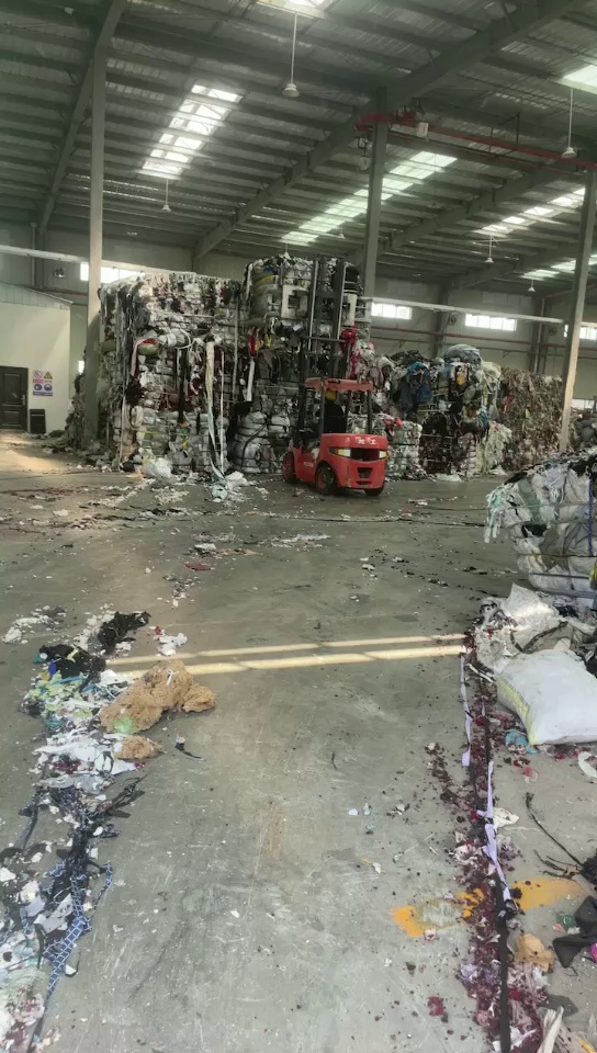 长期大量收购废布料黑料，旧衣服鞋子碎布边角料，一切可燃烧料