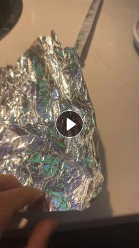 铝塑卷材膜，上面一层白色高压已经去掉了，外面一层pet印刷，里面是铝，含铝40%，月供三四十吨，出售