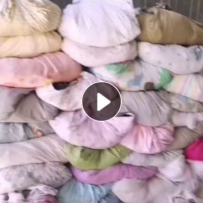 长期出售旧衣服分拣货，夏装，冬装，白料，丝绵，枕头棉，学生被，毛绒玩具等