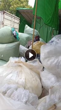 干造花高压膜服装袋长期出售，月供40吨 