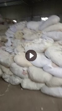 大量出售旧衣服大白，白料，白布