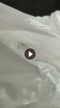 处理一批航空公司下来的PE干造高压膜，现货40多吨 。