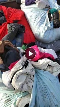 全国大量收羽绒服，有货的老板欢迎联系！