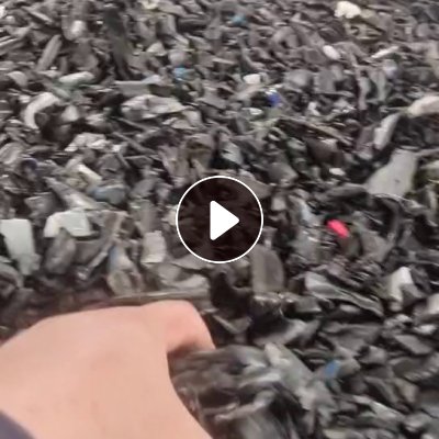 长期出售低压管破碎料，蓝线管破碎料