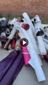 出售PVC墙纸卷材，纯大卷和大小卷混合都有，现货十几吨