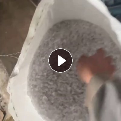 出售一级PC车灯回料，少量黑点无铁无铜