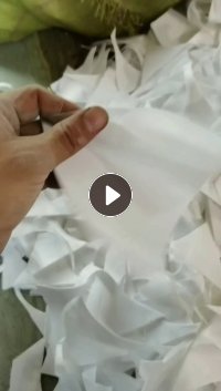出售服装厂下脚料,面子布涤纶,内衬无纺布,现货6.8米一车