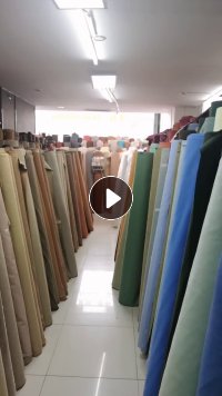 长期出售库存布，现货有绒面超纤布，有零散的和整匹的，零散的货在山东，整匹的在广州，幅宽1.37