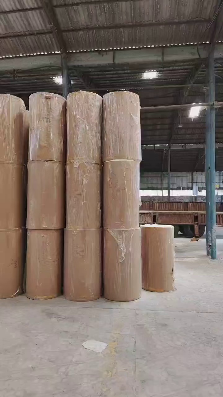 出售30克的白牛皮纸，宽1270，长网机生产，拉力强