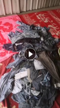 出售废旧牛仔裤，剪拉链跟没剪的都有