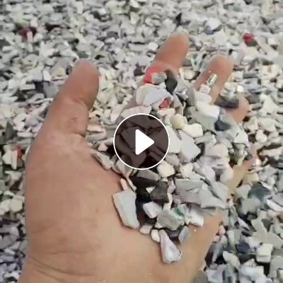 出售阻燃ABS洗衣机破碎料，摩托车壳破碎料