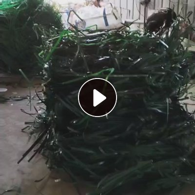 出售干粉pet打包带破碎料，一个月80吨