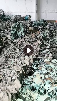 常年出售pvc汽车革边料,海绵革边料、单革