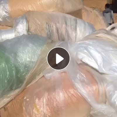 出售PE低压膜，上面有部分海绵残留，月供30吨