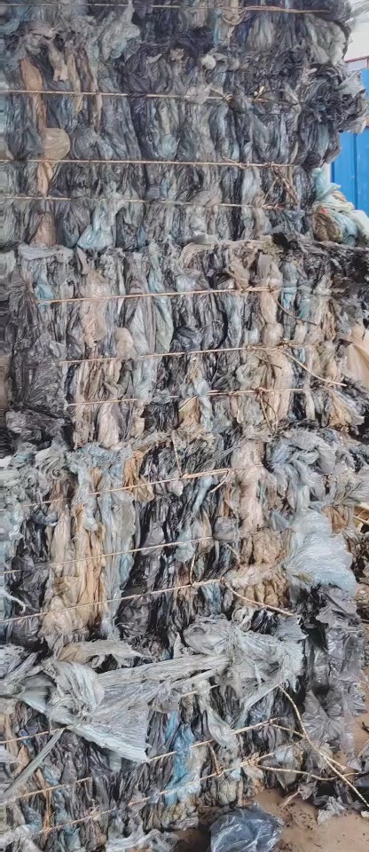 长期出售大棚膜废料，地膜废料