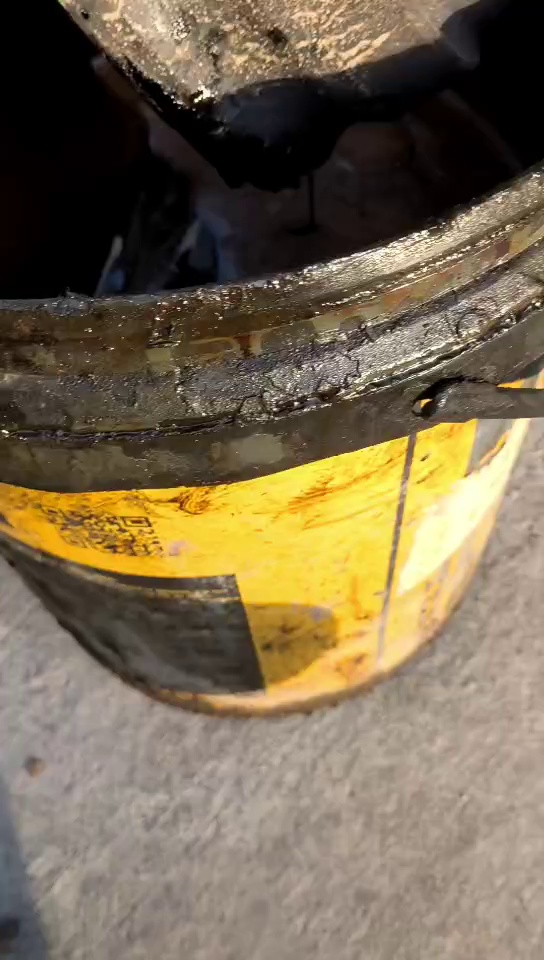 长期出售铝塑油，热值10700.密度0.82