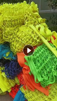 出售复合熔喷布，双层，pet复合pp，现货四十吨