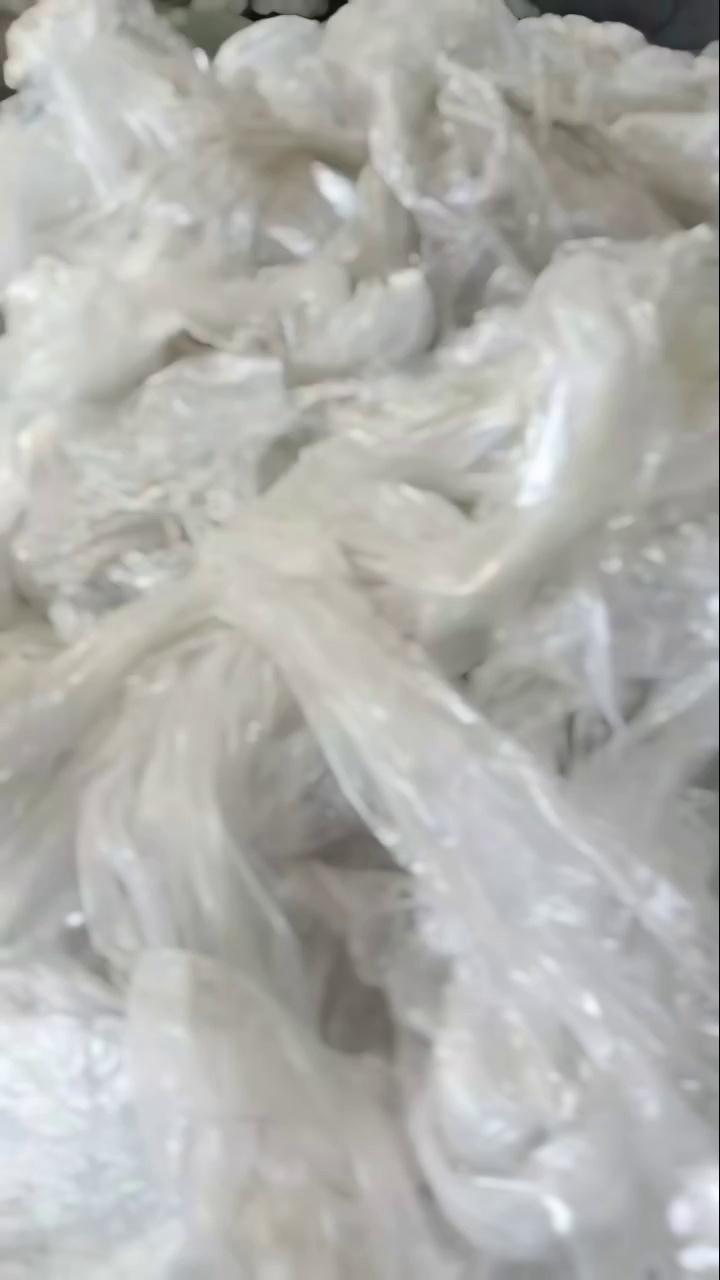 长期出售缠绕膜，平板膜 乳白膜，干净无杂质