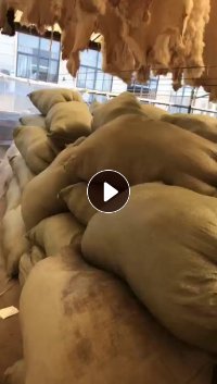 出售白色羊毛，长期月供10吨，可以现场看货