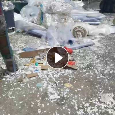 出售光电厂下来的PET膜，无胶，厚度不一