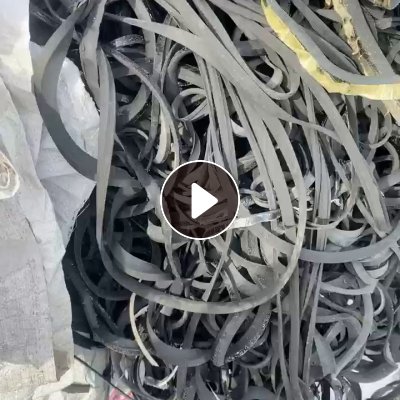 出售黑色橡胶边条，可炼油用，橡胶出油率有四个左右，现货60吨，长期有货