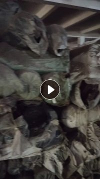 出售全棉灯芯绒布，大小卷布，现货有130吨，货在江苏常州