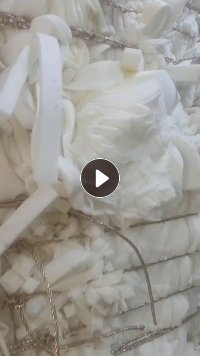 长期出售海绵边角料、海绵下脚料，床垫沙发下来的料，月供80吨