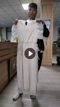 出售500条精品裙子和3吨左右精品冬装单件，货在河北唐山