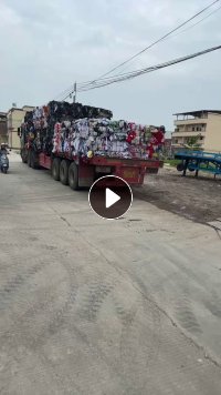 出售旧衣服黑料，月供2000吨，广州，江苏南通都有货